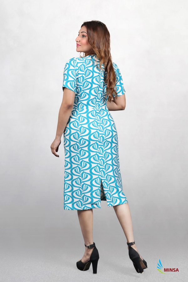 Front button v-neck Printed Dress - Image 3