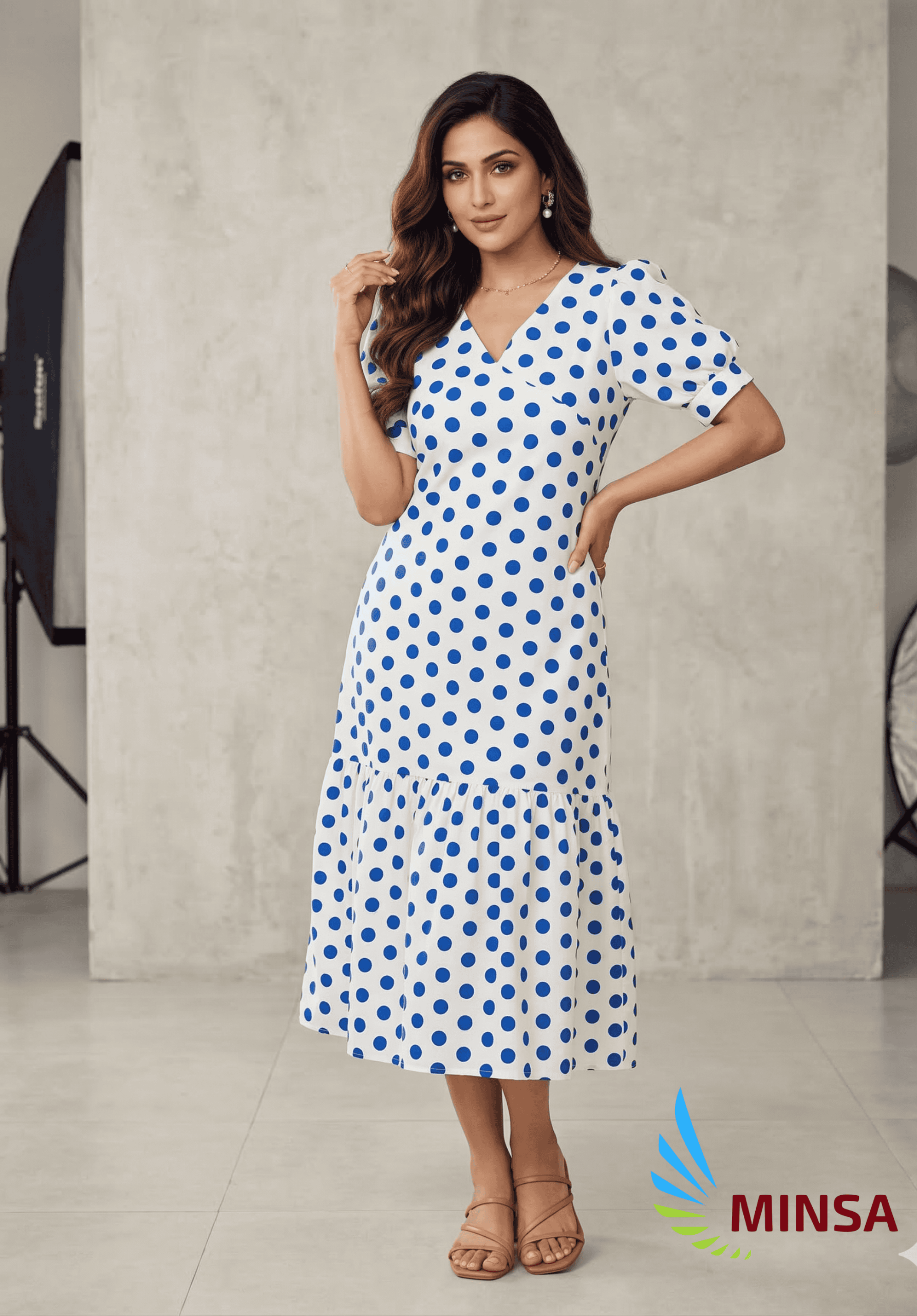 Luna Dots Blue (Italian Crush)